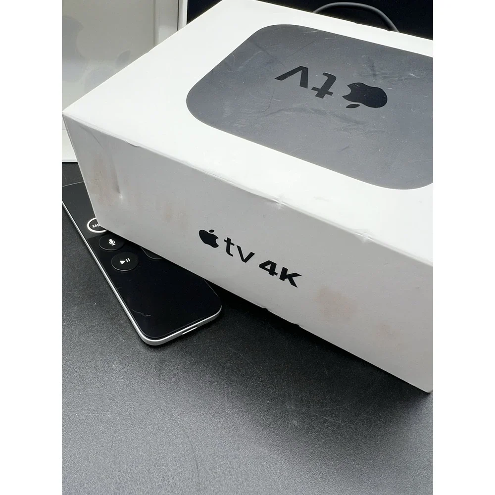 Apple TV 4K 64gb Model A1842 - System w/ Power Cord Tested Remote